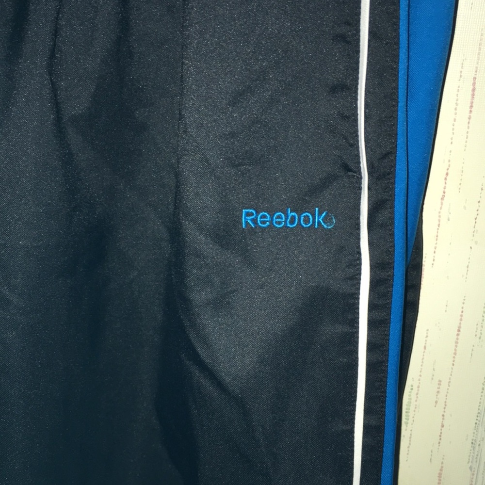 D-2 Reebok Capris - Picture 4 of 6